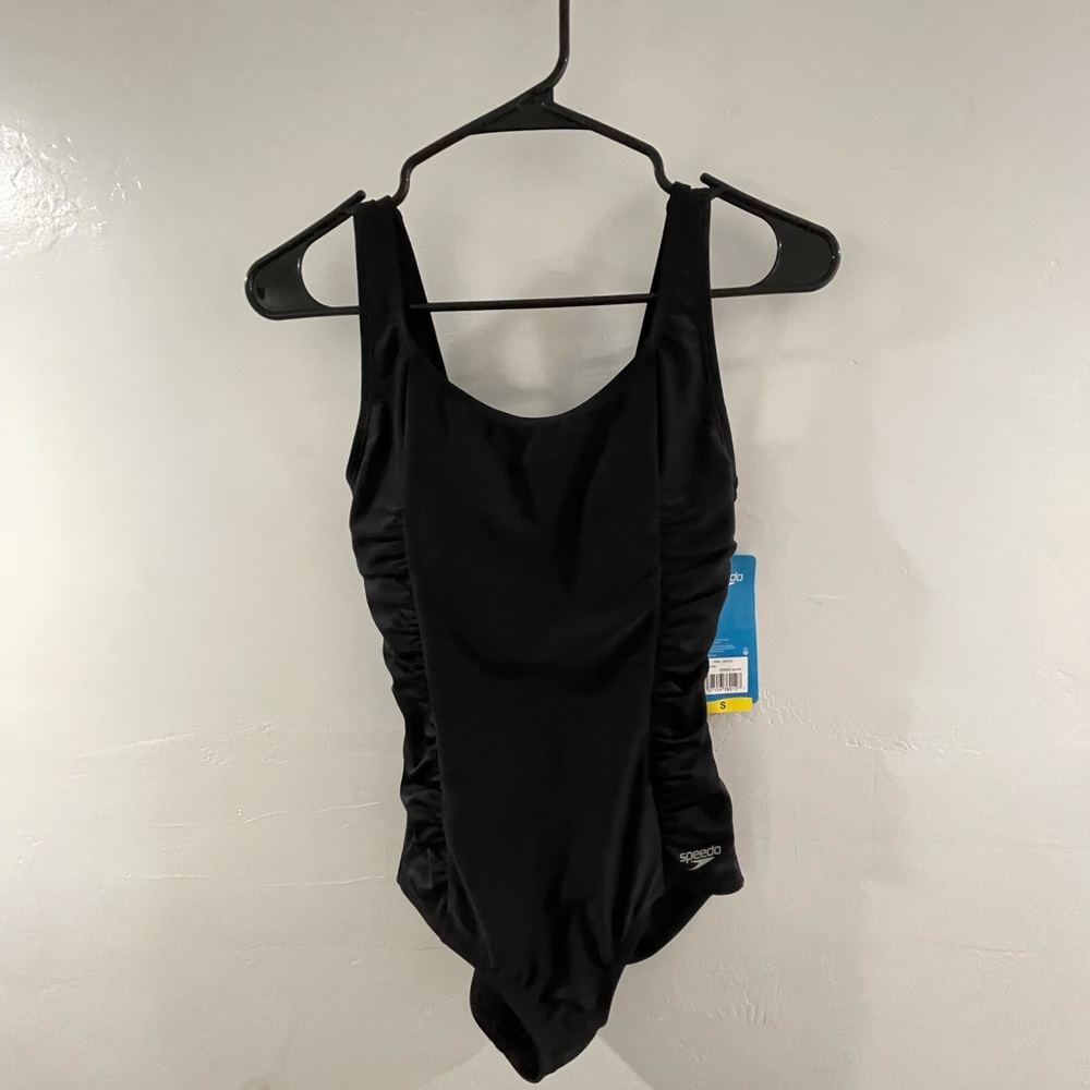 Speedo Women's Swimsuit One Piece Endurance+ Shirred Tank Moderate Cut